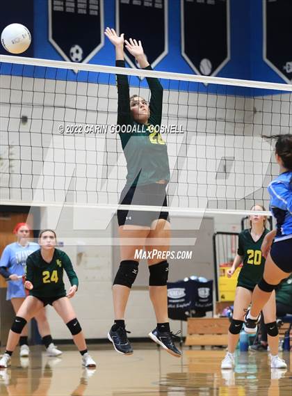 Thumbnail 2 in White Oak @ Swansboro photogallery.