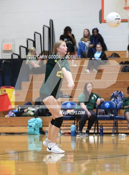 Thumbnail 2 in White Oak @ Swansboro photogallery.