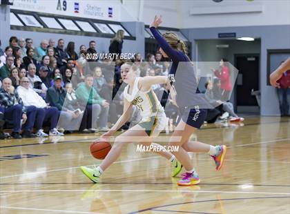 Thumbnail 2 in Blue Valley North vs Rock Bridge (Sophie Cunningham Classic) photogallery.