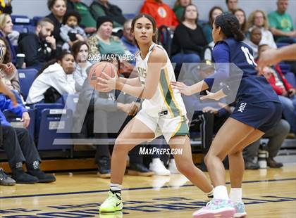 Thumbnail 3 in Blue Valley North vs Rock Bridge (Sophie Cunningham Classic) photogallery.
