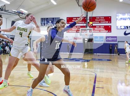 Thumbnail 3 in Blue Valley North vs Rock Bridge (Sophie Cunningham Classic) photogallery.