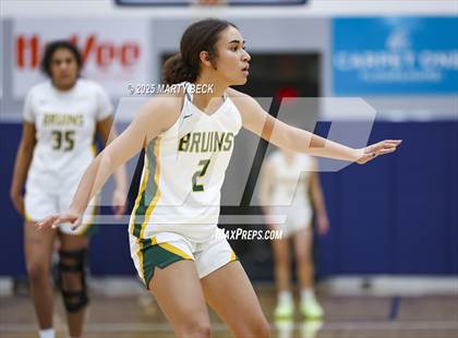 Thumbnail 3 in Blue Valley North vs Rock Bridge (Sophie Cunningham Classic) photogallery.