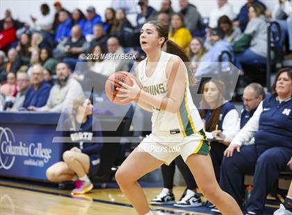 Thumbnail 2 in Blue Valley North vs Rock Bridge (Sophie Cunningham Classic) photogallery.