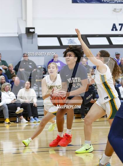 Thumbnail 3 in Blue Valley North vs Rock Bridge (Sophie Cunningham Classic) photogallery.