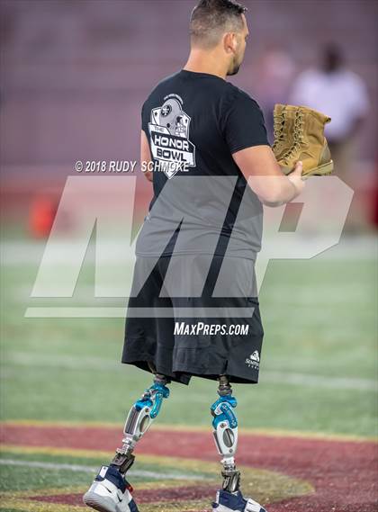 Thumbnail 3 in Serra @ Cathedral Catholic (Honor Bowl) photogallery.