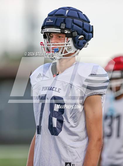 Thumbnail 2 in Shadow Ridge vs Pinnacle (Scrimmage) photogallery.