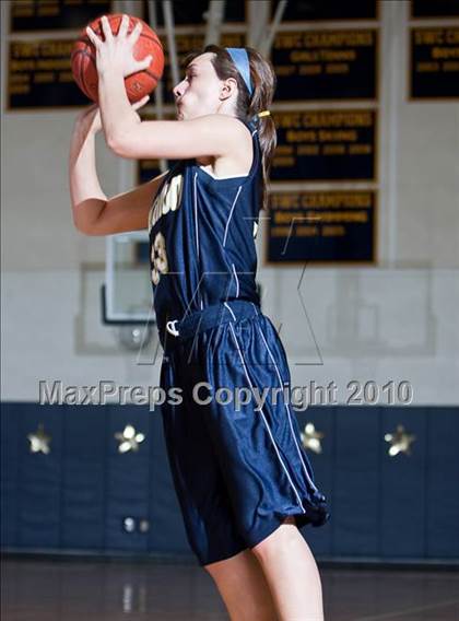 Thumbnail 1 in Lauralton Hall vs Pamperaug (SWC Final) photogallery.