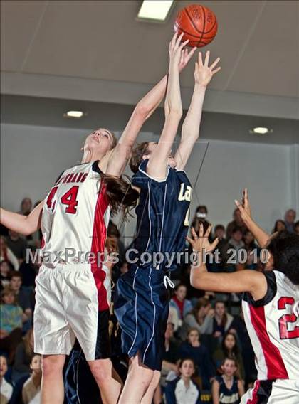Thumbnail 2 in Lauralton Hall vs Pamperaug (SWC Final) photogallery.