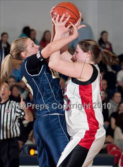 Thumbnail 2 in Lauralton Hall vs Pamperaug (SWC Final) photogallery.