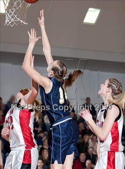 Thumbnail 3 in Lauralton Hall vs Pamperaug (SWC Final) photogallery.