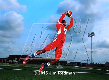 Thumbnail 3 in Manvel (2015 Preseason Top 25 Photo Shoot)  photogallery.