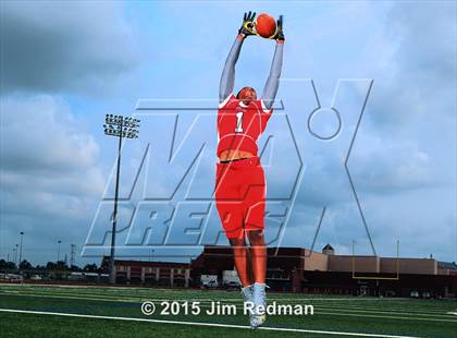 Thumbnail 1 in Manvel (2015 Preseason Top 25 Photo Shoot)  photogallery.
