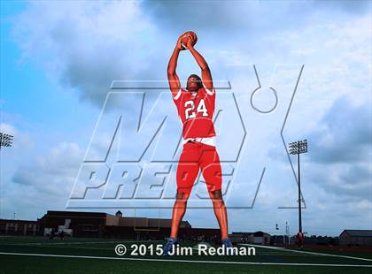 Thumbnail 2 in Manvel (2015 Preseason Top 25 Photo Shoot)  photogallery.