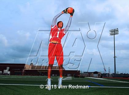 Thumbnail 2 in Manvel (2015 Preseason Top 25 Photo Shoot)  photogallery.