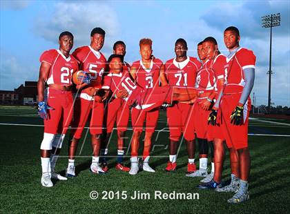 Thumbnail 1 in Manvel (2015 Preseason Top 25 Photo Shoot)  photogallery.