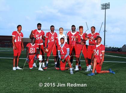 Thumbnail 3 in Manvel (2015 Preseason Top 25 Photo Shoot)  photogallery.
