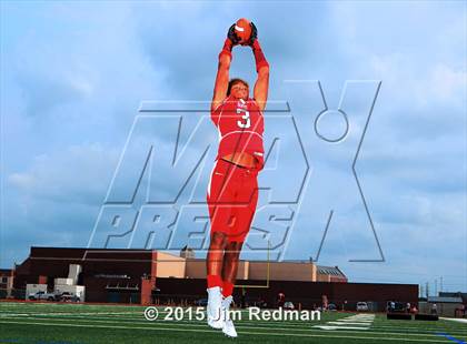 Thumbnail 3 in Manvel (2015 Preseason Top 25 Photo Shoot)  photogallery.