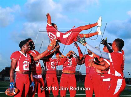 Thumbnail 3 in Manvel (2015 Preseason Top 25 Photo Shoot)  photogallery.
