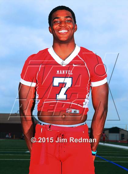 Thumbnail 3 in Manvel (2015 Preseason Top 25 Photo Shoot)  photogallery.