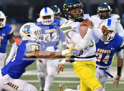 Thumbnail 3 in Cajon vs. Serra (CIF State D2A-A Final) photogallery.