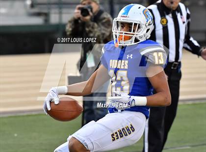 Thumbnail 1 in Cajon vs. Serra (CIF State D2A-A Final) photogallery.