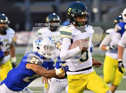 Thumbnail 2 in Cajon vs. Serra (CIF State D2A-A Final) photogallery.