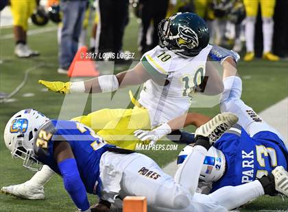 Thumbnail 3 in Cajon vs. Serra (CIF State D2A-A Final) photogallery.
