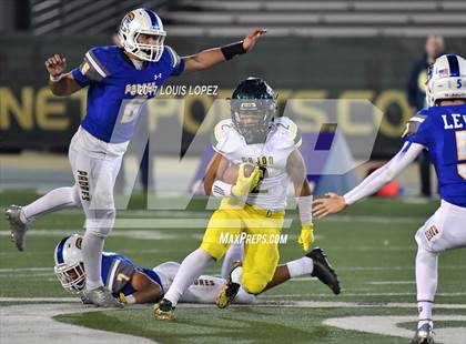 Thumbnail 2 in Cajon vs. Serra (CIF State D2A-A Final) photogallery.