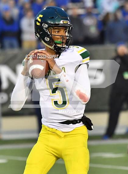 Thumbnail 1 in Cajon vs. Serra (CIF State D2A-A Final) photogallery.