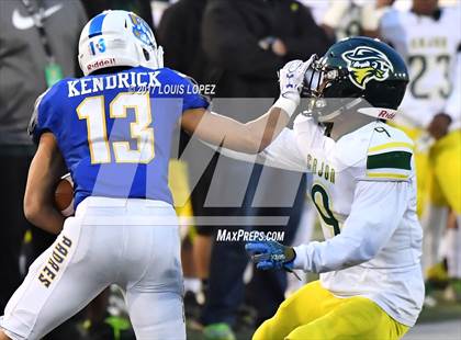 Thumbnail 1 in Cajon vs. Serra (CIF State D2A-A Final) photogallery.