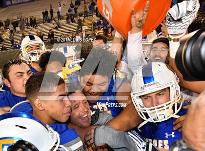 Thumbnail 3 in Cajon vs. Serra (CIF State D2A-A Final) photogallery.