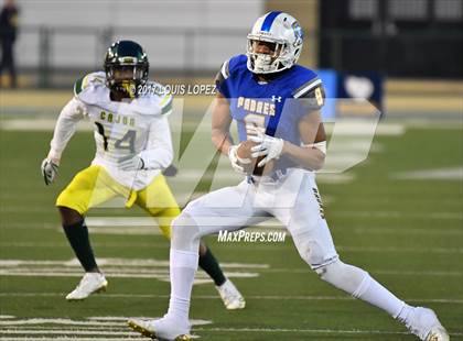Thumbnail 3 in Cajon vs. Serra (CIF State D2A-A Final) photogallery.