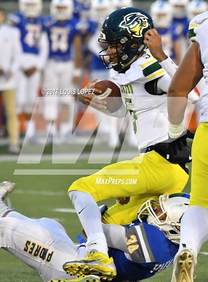 Thumbnail 2 in Cajon vs. Serra (CIF State D2A-A Final) photogallery.