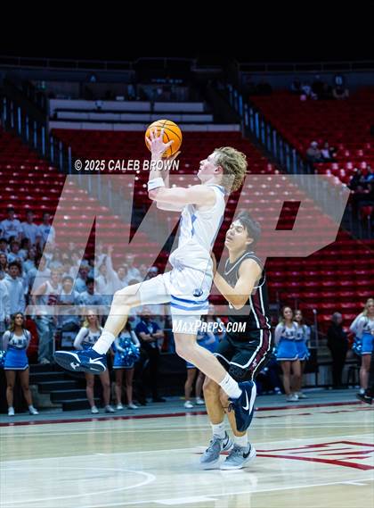 Thumbnail 3 in Layton vs. Lone Peak (UHSAA 6A Quarterfinal) photogallery.