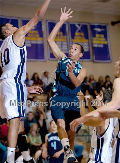 Thumbnail 2 in Linfield Christian @ Woodcrest Christian photogallery.
