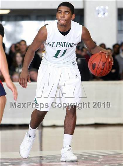 Thumbnail 2 in Findlay Prep vs. St. Patrick (Hoophall Classic) photogallery.