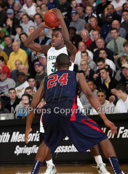 Thumbnail 2 in Findlay Prep vs. St. Patrick (Hoophall Classic) photogallery.