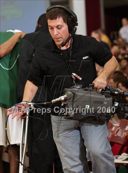 Thumbnail 2 in Findlay Prep vs. St. Patrick (Hoophall Classic) photogallery.