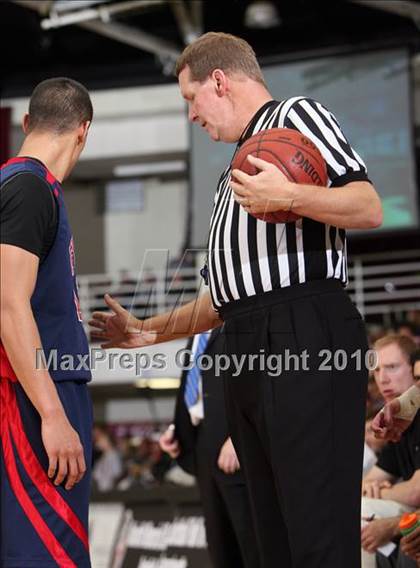 Thumbnail 1 in Findlay Prep vs. St. Patrick (Hoophall Classic) photogallery.