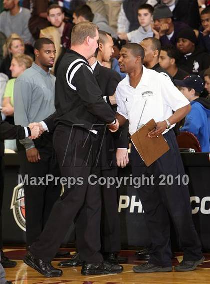 Thumbnail 1 in Findlay Prep vs. St. Patrick (Hoophall Classic) photogallery.