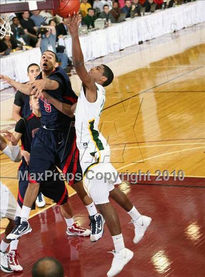 Thumbnail 2 in Findlay Prep vs. St. Patrick (Hoophall Classic) photogallery.
