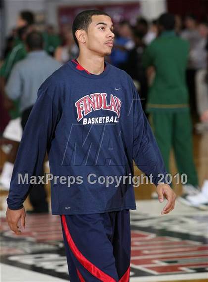 Thumbnail 1 in Findlay Prep vs. St. Patrick (Hoophall Classic) photogallery.