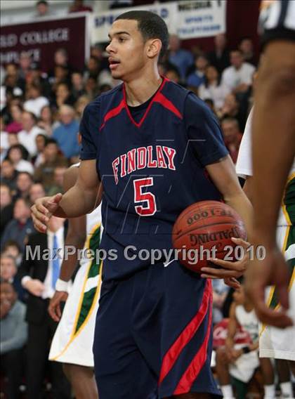 Thumbnail 1 in Findlay Prep vs. St. Patrick (Hoophall Classic) photogallery.