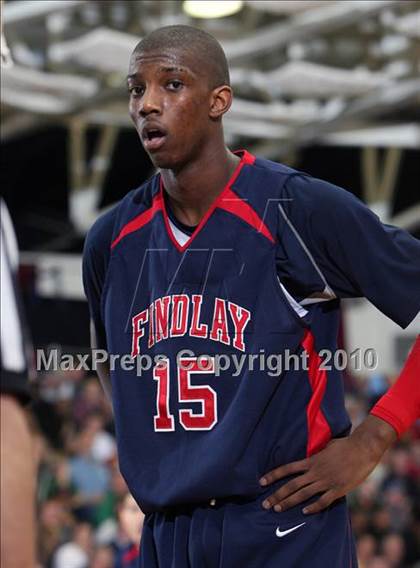 Thumbnail 1 in Findlay Prep vs. St. Patrick (Hoophall Classic) photogallery.