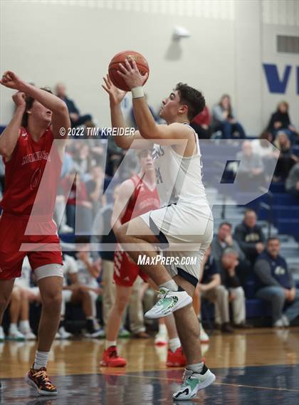 Thumbnail 1 in Hamburg @ Wyomissing photogallery.