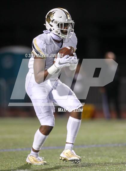 Thumbnail 2 in Calabasas @ Oaks Christian photogallery.