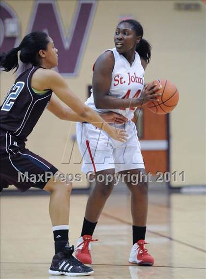 Thumbnail 2 in Marion County vs. St. Johns (Nike Tournament of Champions) photogallery.