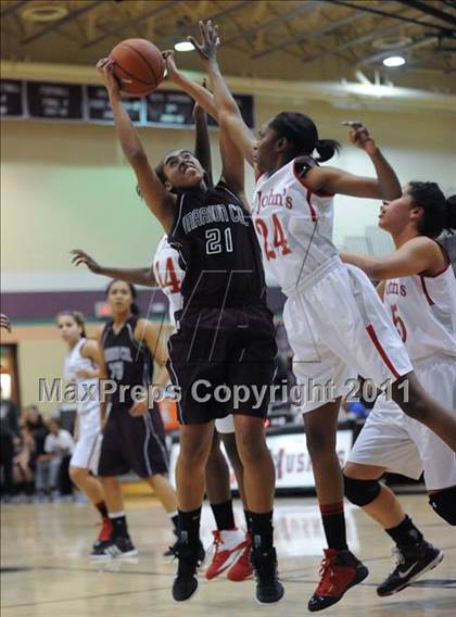 Thumbnail 3 in Marion County vs. St. Johns (Nike Tournament of Champions) photogallery.