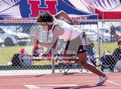 Thumbnail 2 in UHSAA Region 2 Championships (1600 Meter Relay) photogallery.