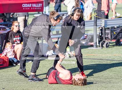 Thumbnail 1 in UHSAA Region 2 Championships (1600 Meter Relay) photogallery.